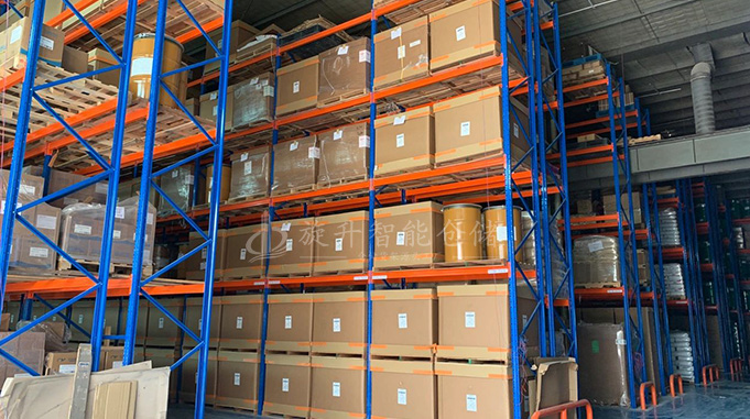 放电器成品的仓库用什么货架好？重型货架.jpg