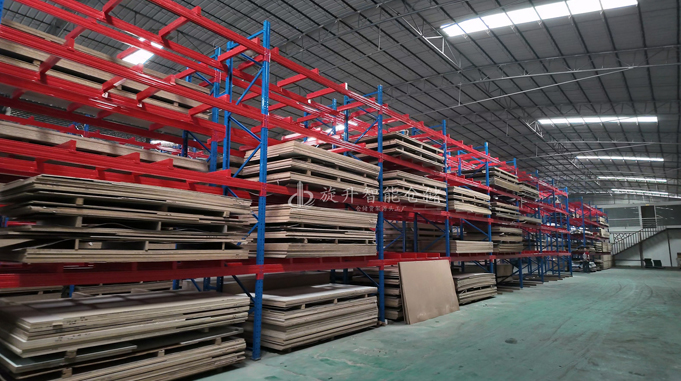 重型货架每层的可调度是多少 .jpg