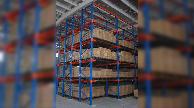 为什么驶入式货架可以满足密集存储要求.jpg